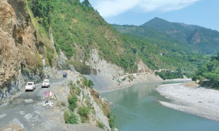 चालकसहित कालीगण्डकीमा गाडी बेपत्ता