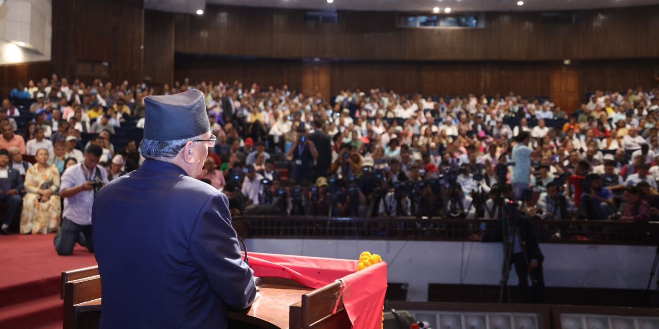 अध्यक्ष दाहालको प्रस्तावमाथि १८ नेताले राखे धारणा, ४०९ सदस्यीय केन्द्रीय समिति प्रस्ताव